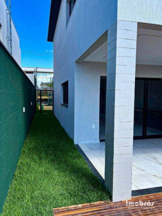 Imagem Casa com 4 Quartos à Venda, 220 m² em Cidade Alpha - Eusébio Imagem Casa com 4 Quartos à Venda, 220 m² em Cidade Alpha - Eusébio