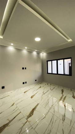 Imagem Casa com 3 Quartos à Venda, 185 m² em Caiçara - Praia Grande Imagem Casa com 3 Quartos à Venda, 185 m² em Caiçara - Praia Grande