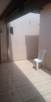 Imagem Casa de Condomínio com 2 Quartos à Venda, 100 m² em Jardim Tatiana - Votorantim