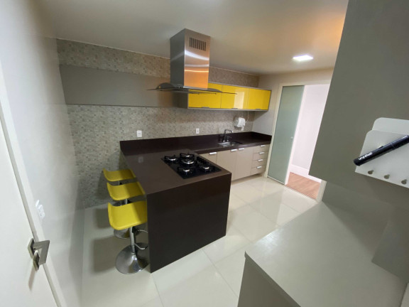 Imagem Apartamento com 2 Quartos à Venda, 70 m² em Jardim Vinte E Cinco De Agosto - Duque De Caxias