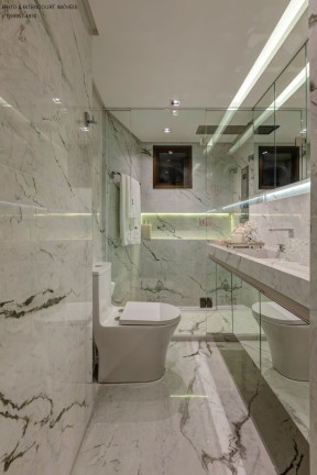 Imagem Imóvel com 4 Quartos à Venda, 171 m² em Barra - Salvador Imagem Imóvel com 4 Quartos à Venda, 171 m² em Barra - Salvador