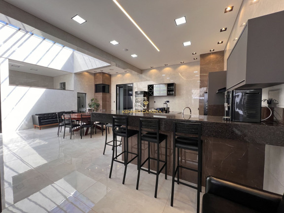 Casa com 4 Quartos à Venda, 280 m² em Copacabana - Patos De Minas