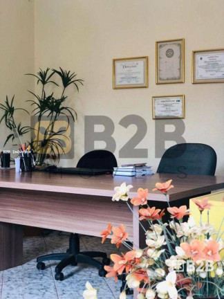 Imagem Casa com 4 Quartos à Venda, 280 m² em Jardim Vânia Maria - Bauru Imagem Casa com 4 Quartos à Venda, 280 m² em Jardim Vânia Maria - Bauru