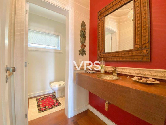 Imagem Casa com 5 Quartos à Venda, 530 m² em Várzea - Teresópolis Imagem Casa com 5 Quartos à Venda, 530 m² em Várzea - Teresópolis