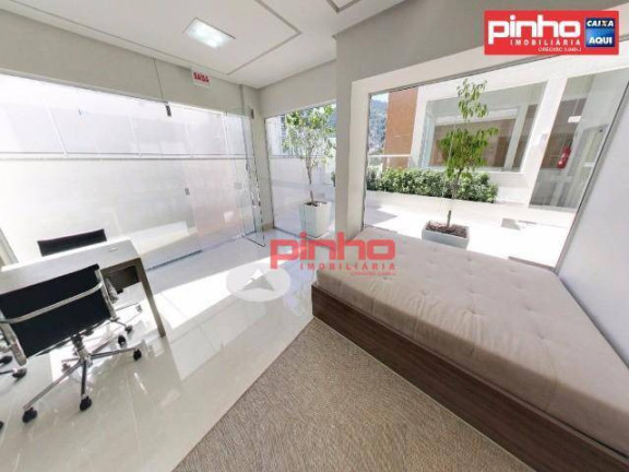 Imagem Apartamento com 2 Quartos à Venda, 67 m² em Centro - Florianópolis