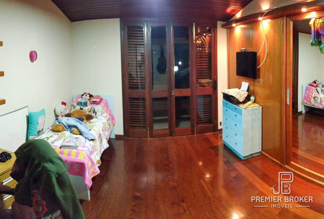 Imagem Casa com 4 Quartos à Venda, 163 m² em Alto - Teresópolis