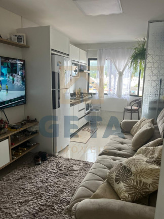 Imagem Apartamento com 2 Quartos à Venda, 47 m² em Areias - Camboriú