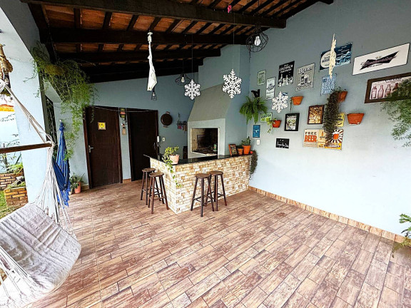 Imagem Casa com 3 Quartos à Venda, 150 m² em Cidade Alta - Itaqui