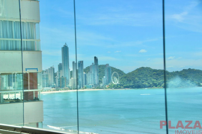 Imagem Apartamento com 3 Quartos à Venda, 180 m² em Centro - Balneário Camboriú