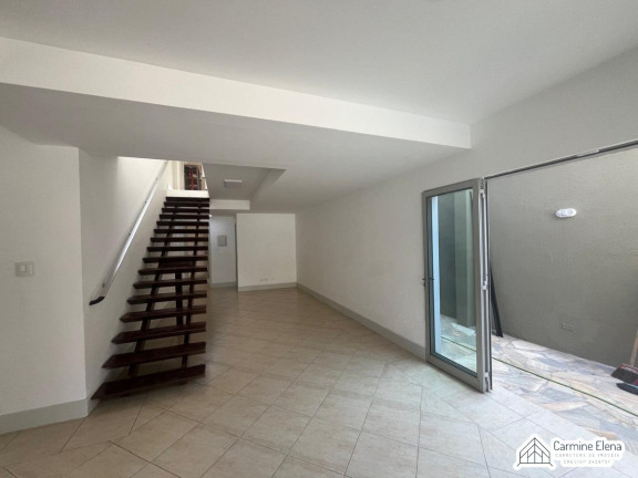 Imagem Sobrado com 5 Quartos para Alugar, 15 m² em Itaguá - Ubatuba Imagem Sobrado com 5 Quartos para Alugar, 15 m² em Itaguá - Ubatuba