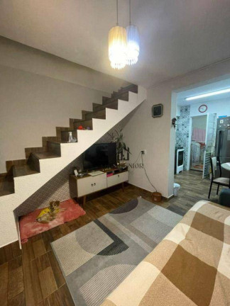 Imagem Casa com 2 Quartos à Venda, 61 m² em Lopes De Oliveira - Sorocaba Imagem Casa com 2 Quartos à Venda, 61 m² em Lopes De Oliveira - Sorocaba