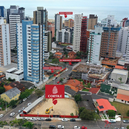 Imagem Apartamento com 2 Quartos à Venda, 94 m² em Centro - Torres Imagem Apartamento com 2 Quartos à Venda, 94 m² em Centro - Torres