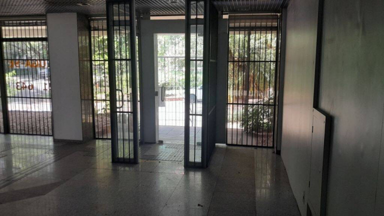 Sala Comercial à Venda,  em Moinhos De Vento - Porto Alegre