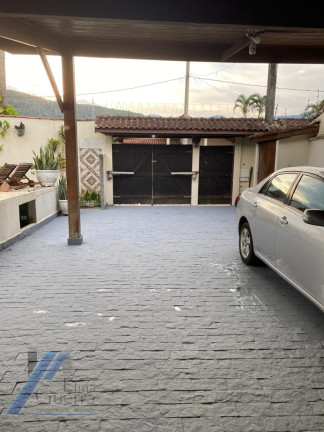 Casa com 4 Quartos à Venda, 148 m² em Mato Dentro - Ubatuba