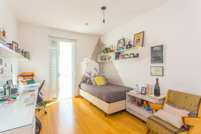 Imagem Apartamento com 4 Quartos à Venda, 335 m² em Pinheiros - São Paulo Imagem Apartamento com 4 Quartos à Venda, 335 m² em Pinheiros - São Paulo
