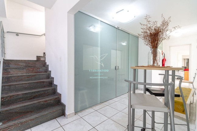 Imagem Casa com 6 Quartos à Venda, 363 m² em Caxingui - São Paulo Imagem Casa com 6 Quartos à Venda, 363 m² em Caxingui - São Paulo
