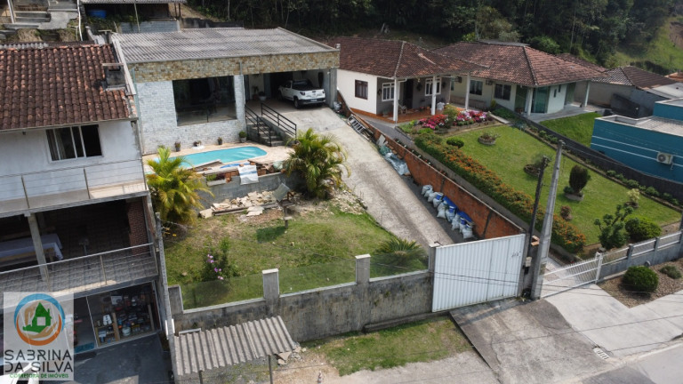 Imagem Casa com 2 Quartos à Venda, 180 m² em Progresso - Blumenau Imagem Casa com 2 Quartos à Venda, 180 m² em Progresso - Blumenau