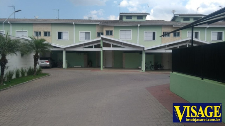 Casa à Venda,  em Jacareí