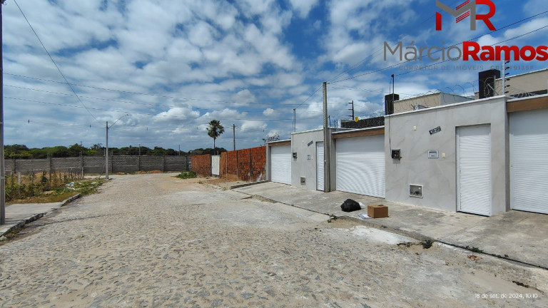 Imagem Casa com 3 Quartos à Venda, 110 m² em Urucunema - Eusébio Imagem Casa com 3 Quartos à Venda, 110 m² em Urucunema - Eusébio