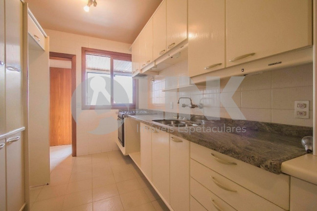 Imagem Apartamento com 3 Quartos à Venda, 190 m² em Petrópolis - Porto Alegre