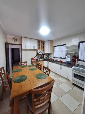 Imagem Casa com 3 Quartos à Venda, 141 m² em Vila Scarpelli - Santo André Imagem Casa com 3 Quartos à Venda, 141 m² em Vila Scarpelli - Santo André