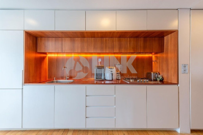 Imagem Imóvel com 2 Quartos à Venda, 158 m² em Petrópolis - Porto Alegre