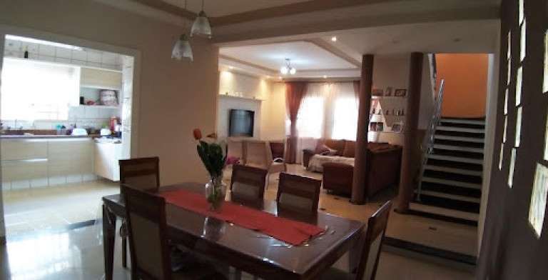 Imagem Casa com 3 Quartos à Venda, 206 m² em Jardim Eulina - Campinas Imagem Casa com 3 Quartos à Venda, 206 m² em Jardim Eulina - Campinas