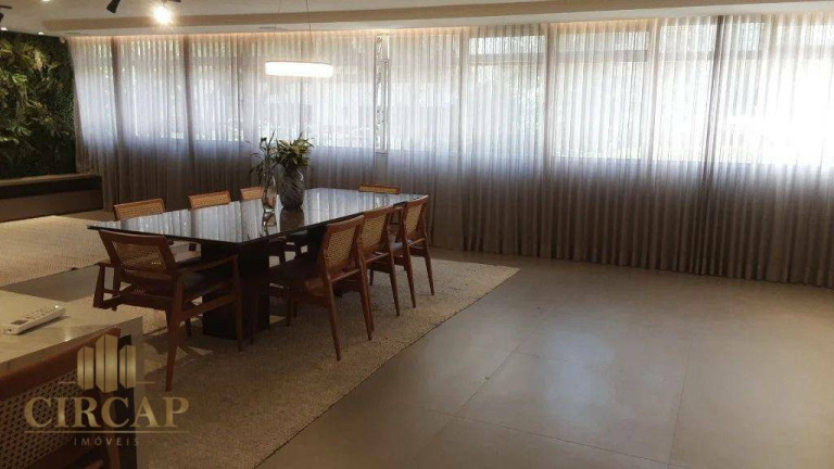 Apartamento com 4 Quartos para Alugar, 267 m² em Jardim Europa - São Paulo