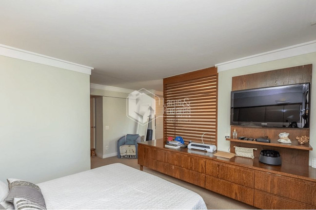 Imagem Apartamento com 2 Quartos à Venda, 121 m² em Cerqueira César - São Paulo