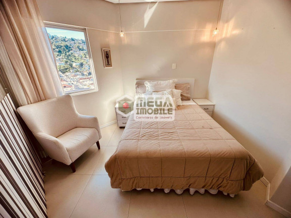 Imagem Apartamento com 3 Quartos à Venda, 162 m² em Centro - Florianópolis