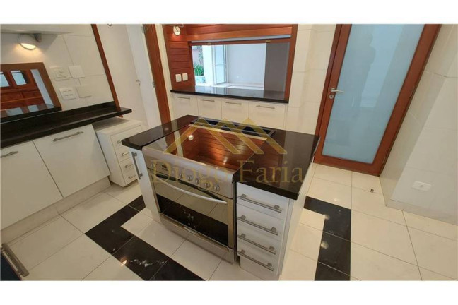 Imagem Casa com 3 Quartos para Alugar, 450 m² em Vila Nova Conceição - São Paulo Imagem Casa com 3 Quartos para Alugar, 450 m² em Vila Nova Conceição - São Paulo