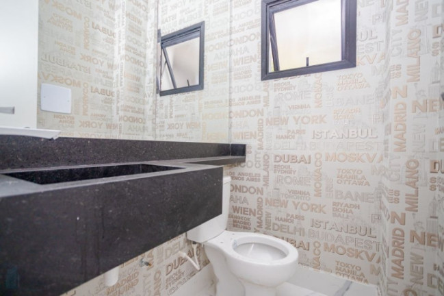 Imagem Casa de Condomínio com 3 Quartos à Venda, 125 m² em água Verde - Curitiba
