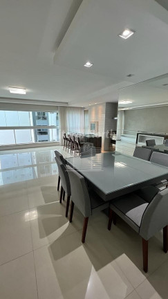Imagem Apartamento com 3 Quartos à Venda, 122 m² em Centro - Balneário Camboriú Imagem Apartamento com 3 Quartos à Venda, 122 m² em Centro - Balneário Camboriú