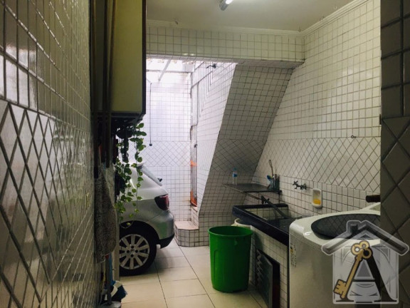 Imagem Casa com 3 Quartos à Venda, 163 m² em Marapé - Santos