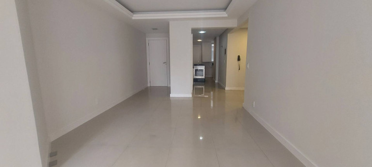 Apartamento com 3 Quartos à Venda, 96 m² em Centro - Florianópolis