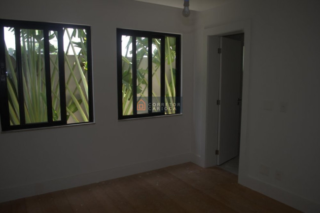 Imagem Casa com 5 Quartos à Venda, 850 m² em Barra Da Tijuca - Rio De Janeiro Imagem Casa com 5 Quartos à Venda, 850 m² em Barra Da Tijuca - Rio De Janeiro