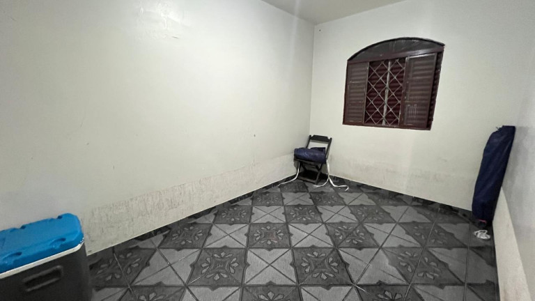 Imagem Casa com 3 Quartos à Venda, 220 m² em Samambaia Sul (samambaia) - Brasília
