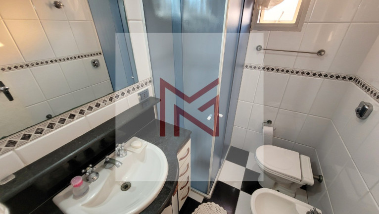 Imagem Apartamento com 4 Quartos à Venda, 120 m² em Pitangueiras - Guarujá