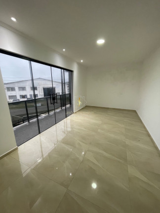Imagem Casa com 3 Quartos à Venda, 160 m² em Coroados - Guaratuba