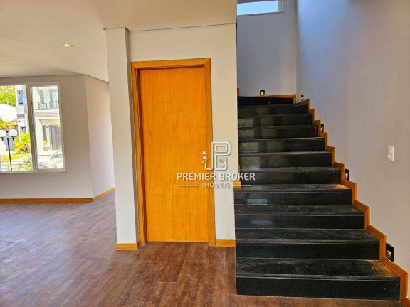 Imagem Casa com 3 Quartos à Venda, 260 m² em Albuquerque - Teresópolis