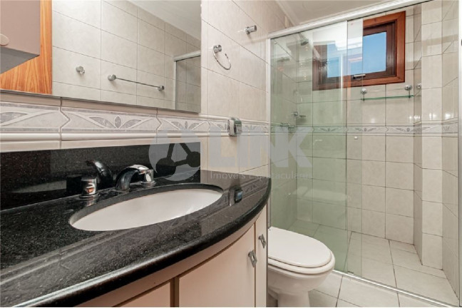 Imagem Imóvel com 2 Quartos à Venda, 187 m² em Jardim Itu - Porto Alegre Imagem Imóvel com 2 Quartos à Venda, 187 m² em Jardim Itu - Porto Alegre