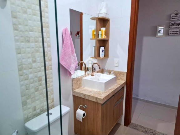 Imagem Casa com 2 Quartos à Venda, 75 m² em Itacolomi - Balneário Piçarras Imagem Casa com 2 Quartos à Venda, 75 m² em Itacolomi - Balneário Piçarras
