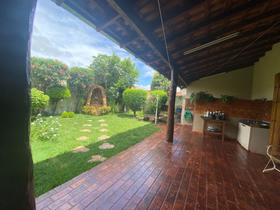 Imagem Casa com 4 Quartos à Venda, 200 m² em São Francisco - Campo Grande Imagem Casa com 4 Quartos à Venda, 200 m² em São Francisco - Campo Grande