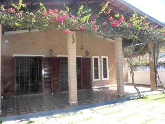 Casa com 4 Quartos à Venda, 290 m² em Perequê Açu - Ubatuba