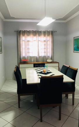Imagem Casa com 3 Quartos à Venda, 127 m² em Monte Castelo - Campo Grande