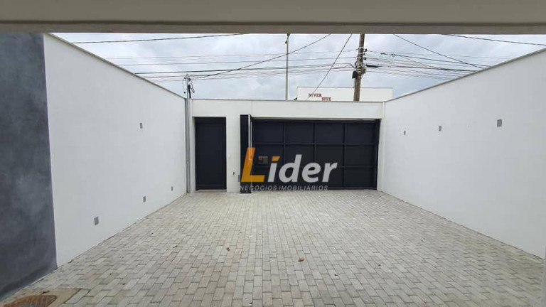 Imagem Casa com 3 Quartos à Venda, 238 m² em Aeroporto - Juiz De Fora Imagem Casa com 3 Quartos à Venda, 238 m² em Aeroporto - Juiz De Fora