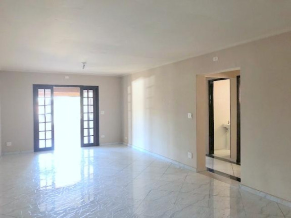 Imagem Casa com 3 Quartos à Venda, 210 m² em Vila Santo Antônio - Cotia Imagem Casa com 3 Quartos à Venda, 210 m² em Vila Santo Antônio - Cotia