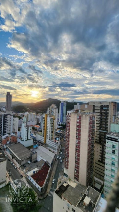 Imagem Apartamento com 2 Quartos à Venda, 78 m² em Centro - Balneário Camboriú Imagem Apartamento com 2 Quartos à Venda, 78 m² em Centro - Balneário Camboriú
