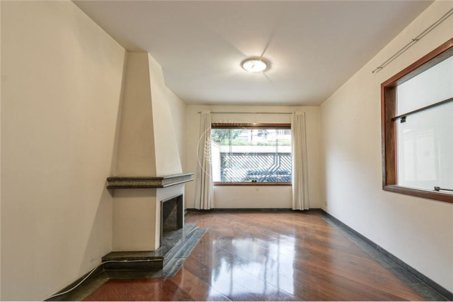Imagem Casa com 3 Quartos à Venda, 140 m² em Vila Madalena - São Paulo Imagem Casa com 3 Quartos à Venda, 140 m² em Vila Madalena - São Paulo