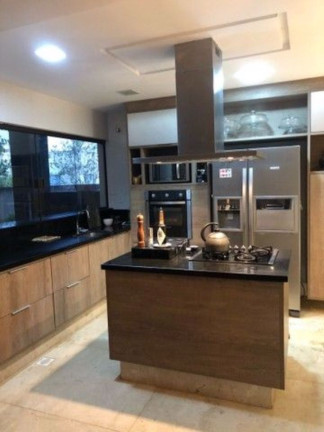 Imagem Casa com 4 Quartos à Venda, 250 m² em Estrada Do Coco - Lauro De Freitas Imagem Casa com 4 Quartos à Venda, 250 m² em Estrada Do Coco - Lauro De Freitas